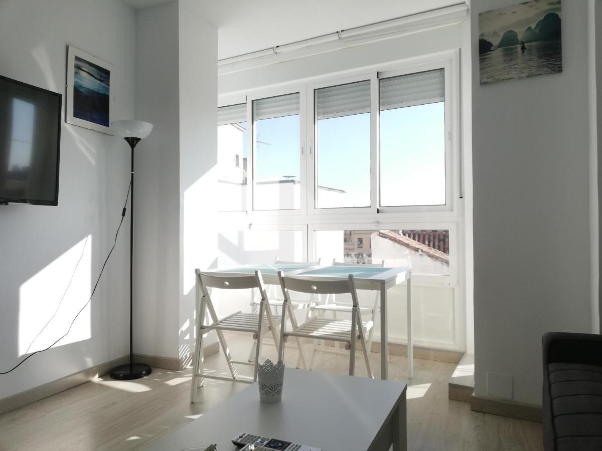 Apartamento Con Encanto 'Larios Street Ii' Appartement Málaga Buitenkant foto